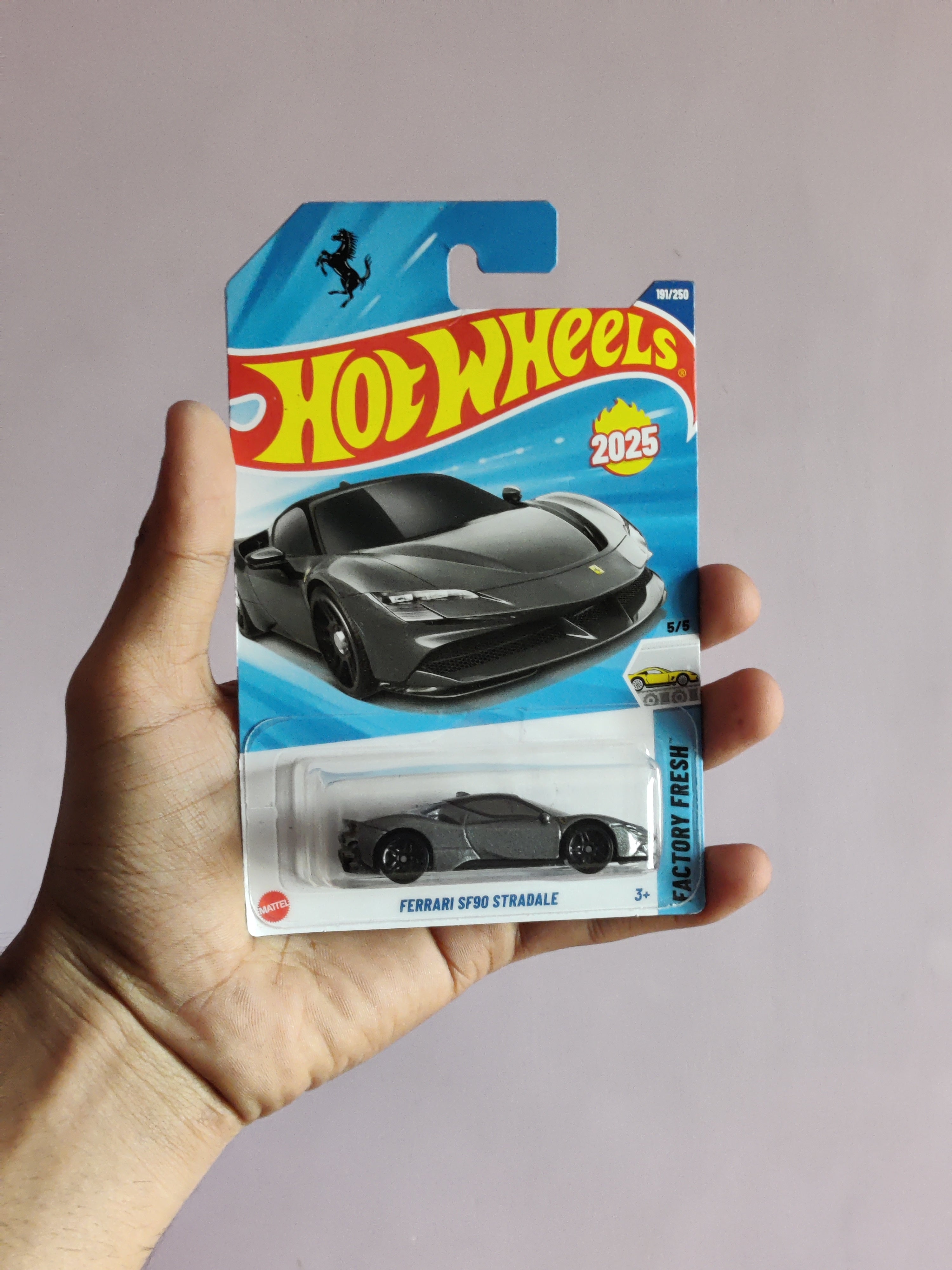 FERRARI SF90 STRADALE